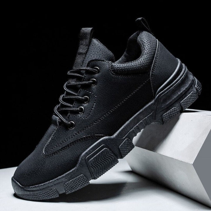 Axel Terrain Sneakers