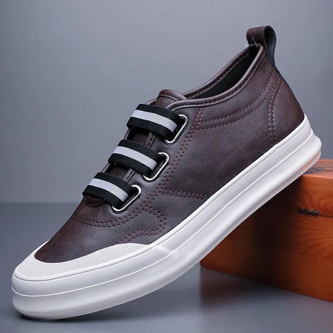 Axton Pace Sneakers