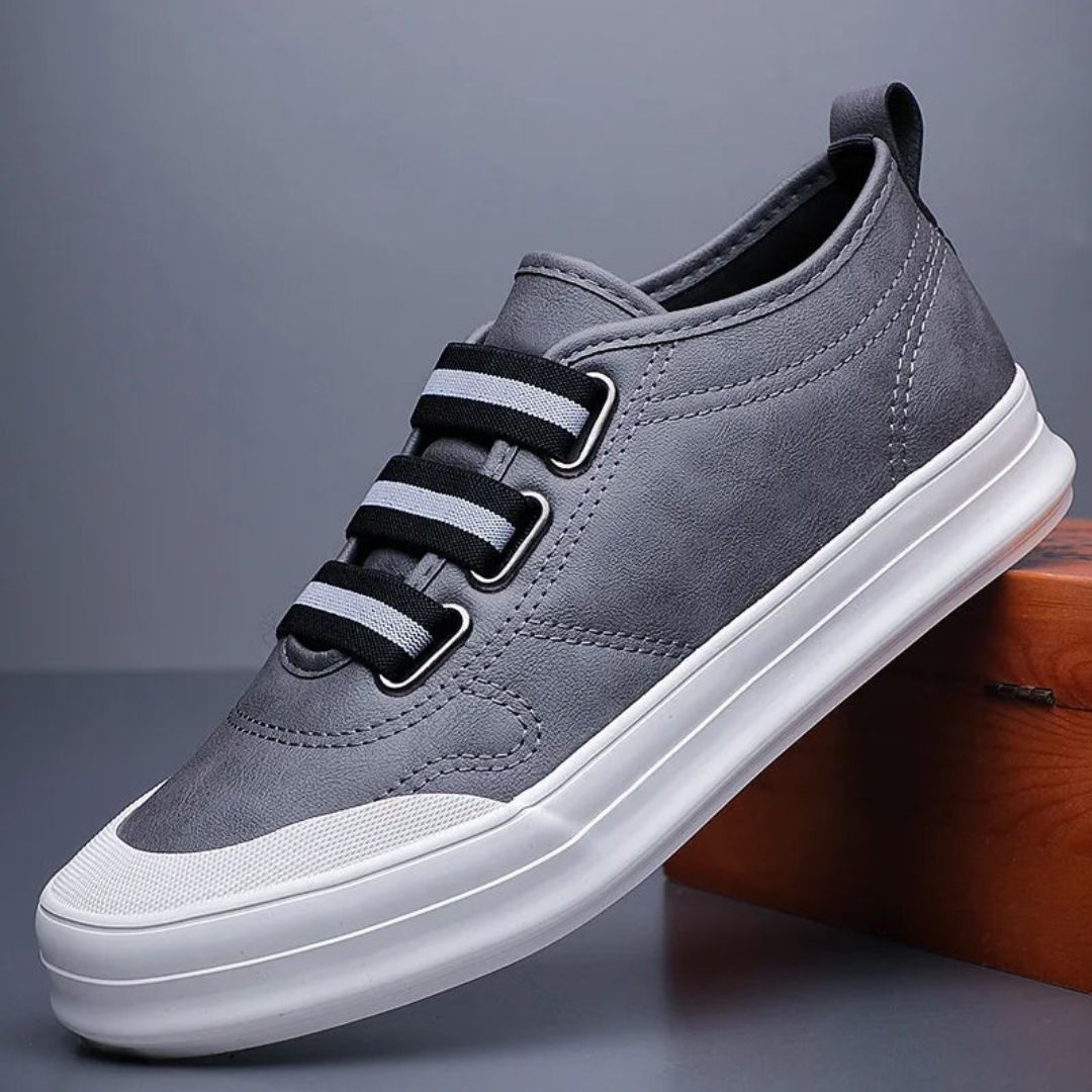 Axton Pace Sneakers