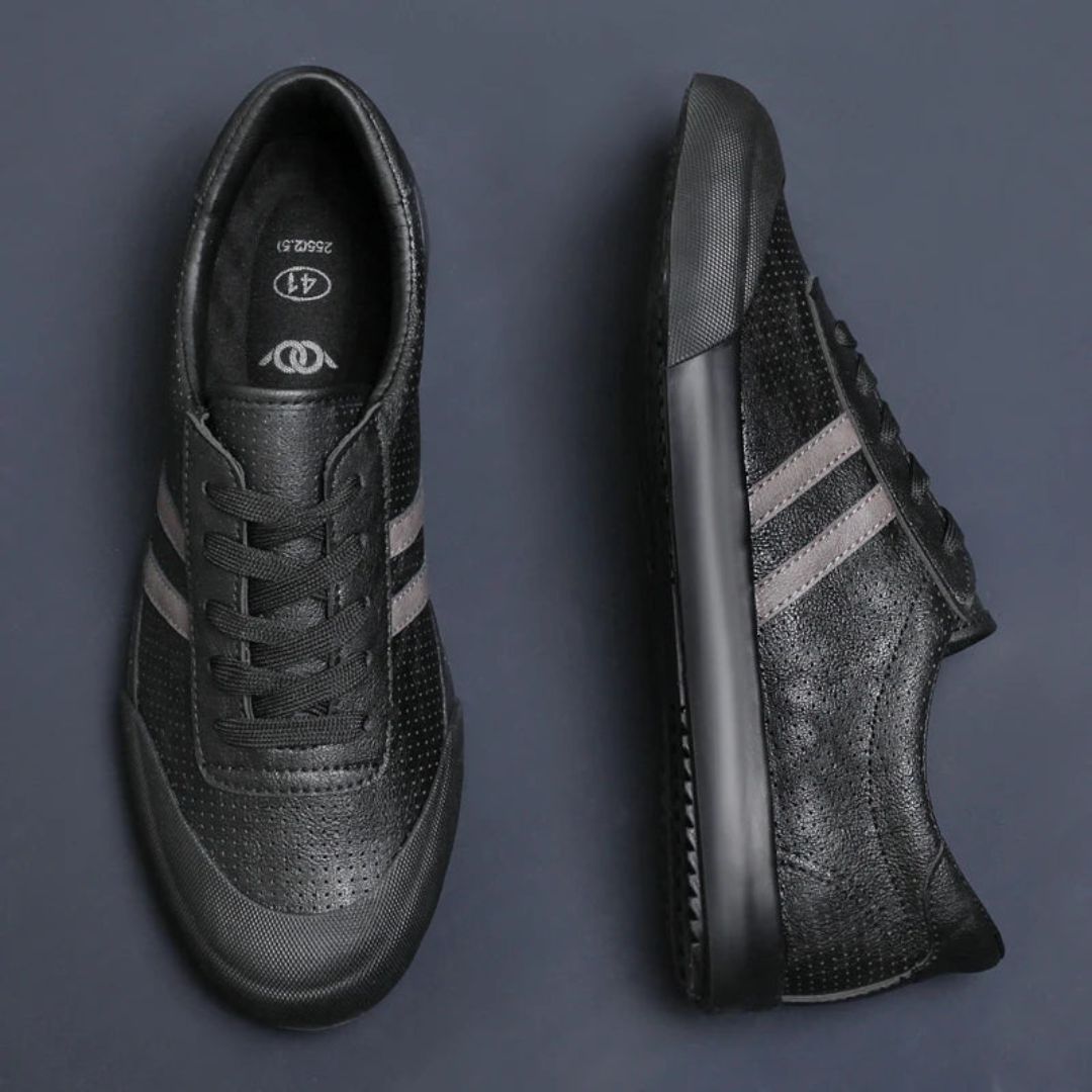 Ezra Noir Urban Sneakers