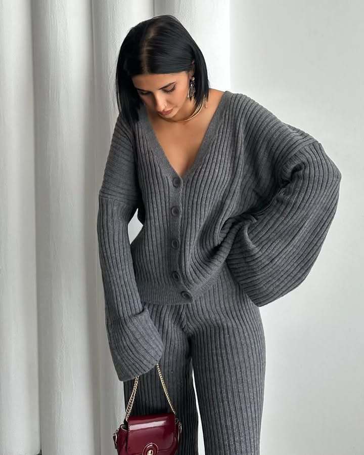 LS | Women Ribbed Lounge Set