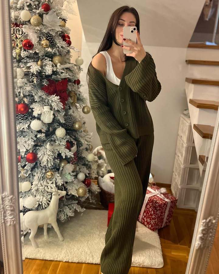 LS | Women Ribbed Lounge Set