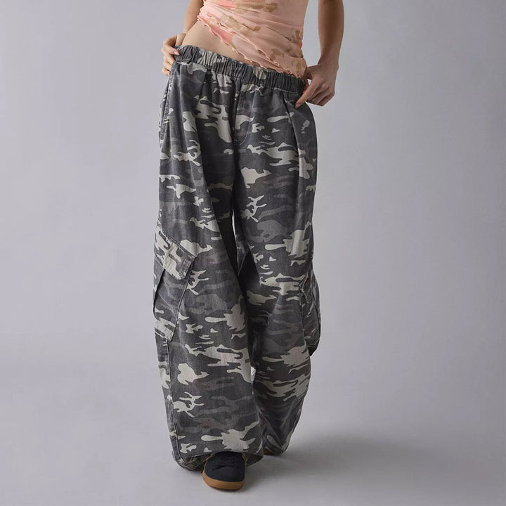 LS | Women Street Camouflage Cargo Pants