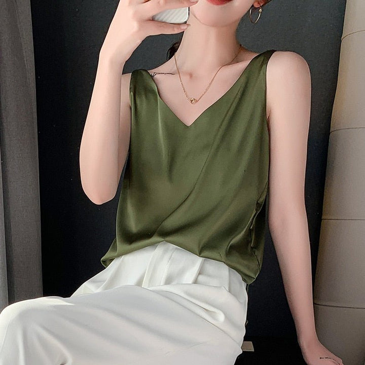 LS | Women Timeless Chic Top