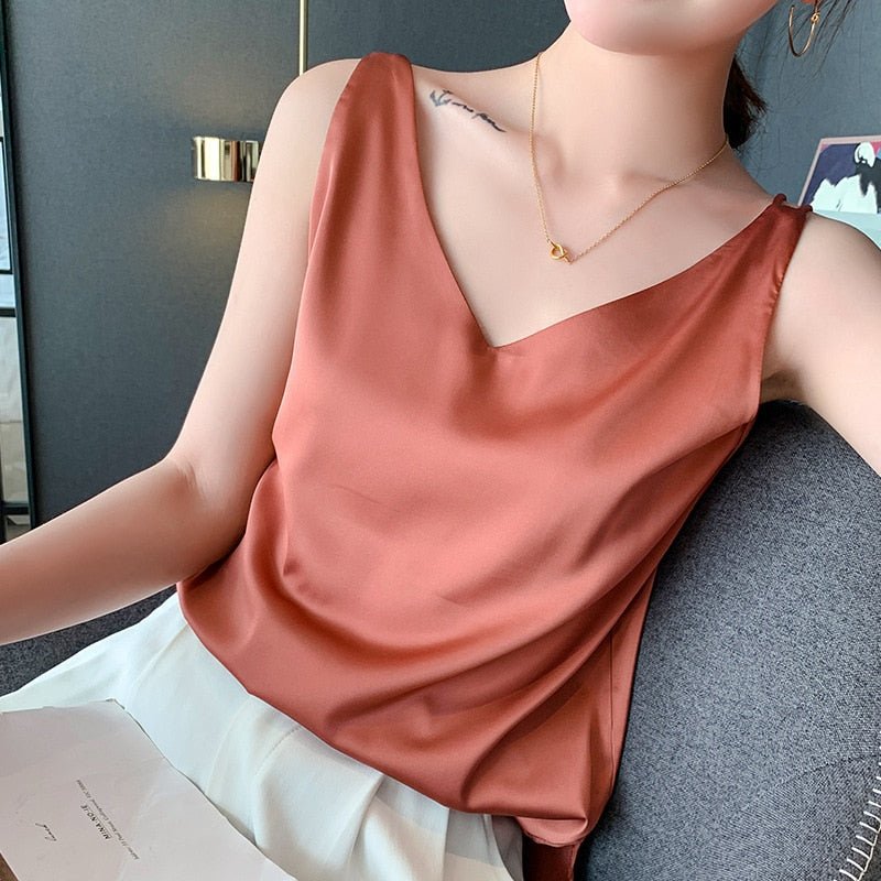 LS | Women Timeless Chic Top