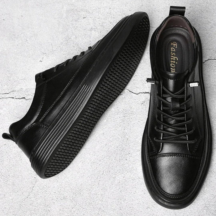 LS | Leo Prestige Sneakers