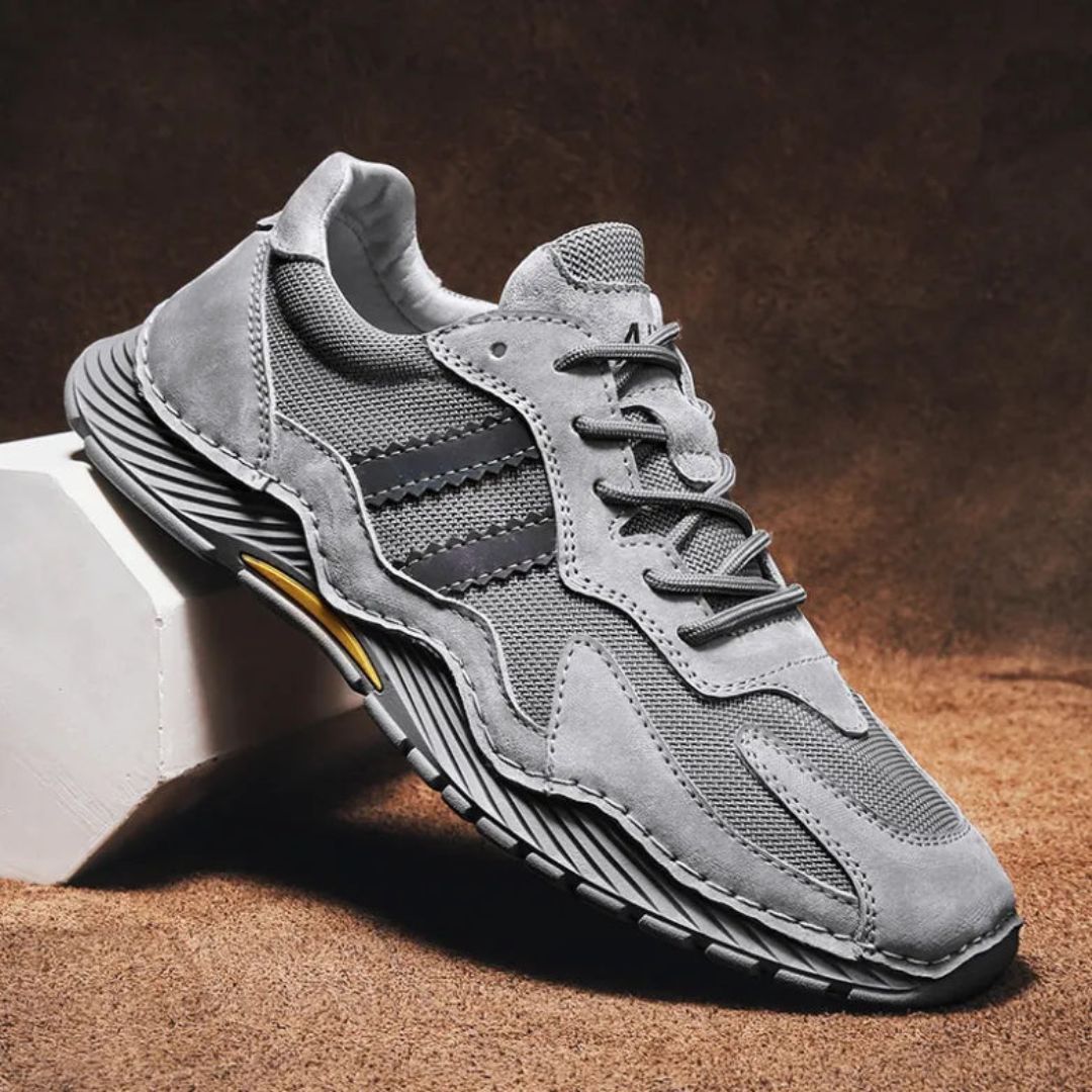 Logan Trail Sneakers
