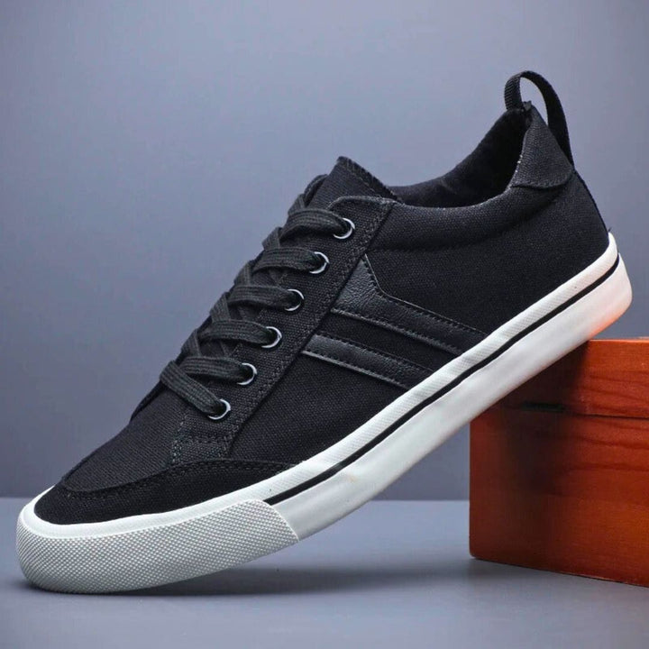 Oliver Canvas Sneakers