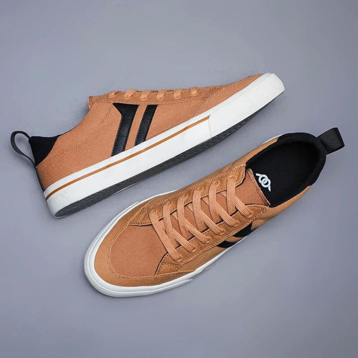 Oliver Canvas Sneakers