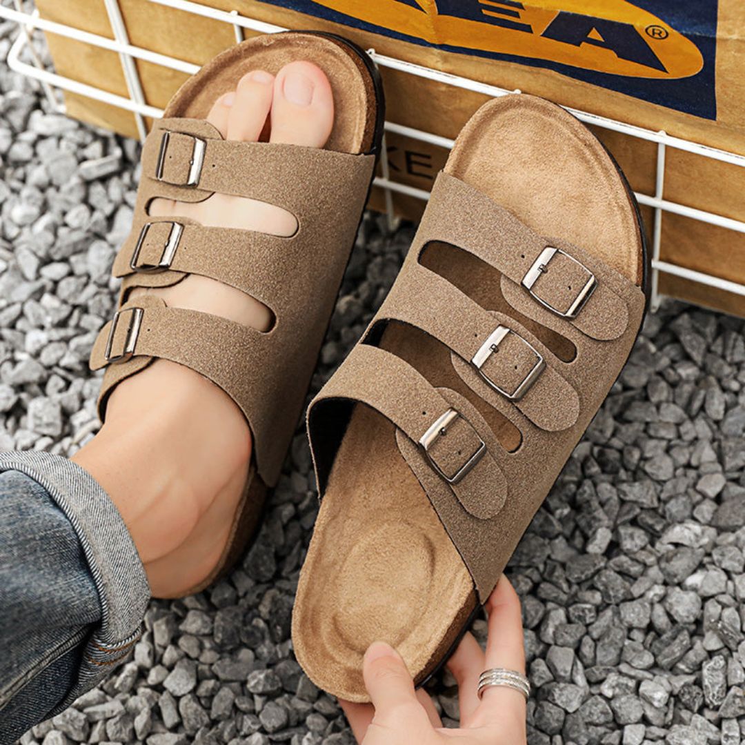 Soren Heritage Buckle Slides