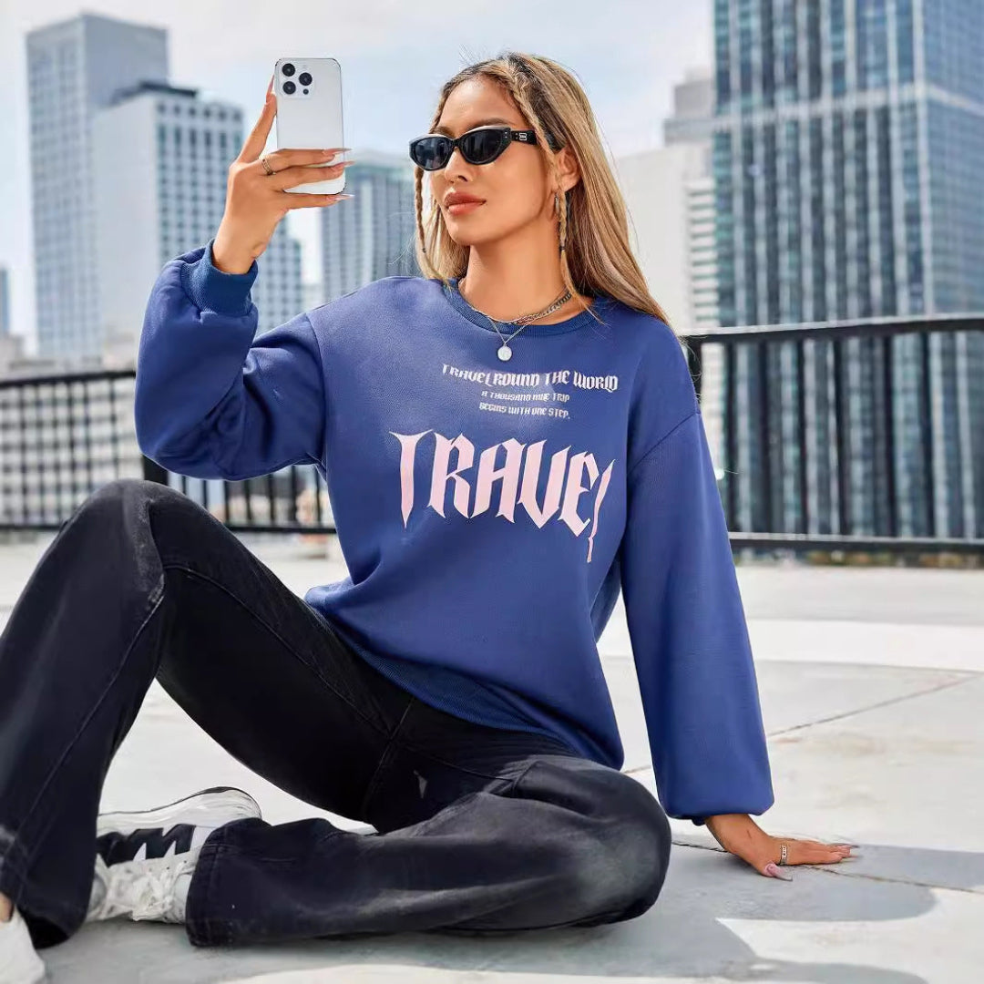 Women Travel Graphic Sweatshirt LionStyle