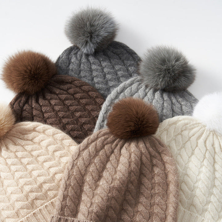 Women’s Cashmere Cable Knit Beanie