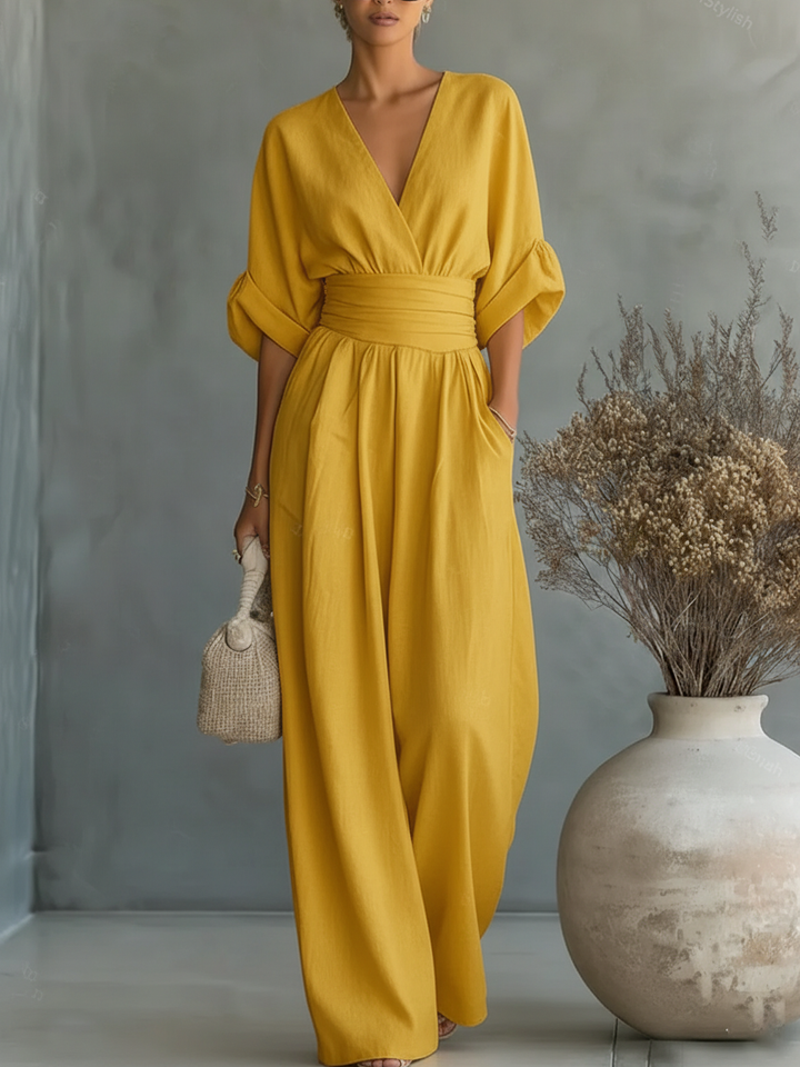 Aoife - jumpsuit with V-neck & high waist