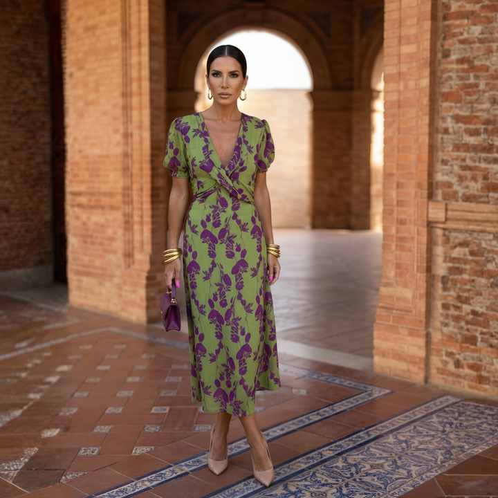 Clara | Timeless Elegant Midi Dress