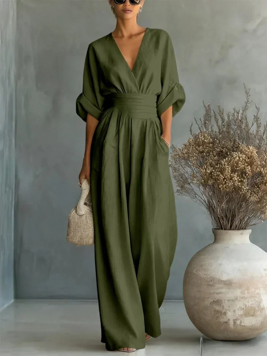 Aoife - jumpsuit with V-neck & high waist